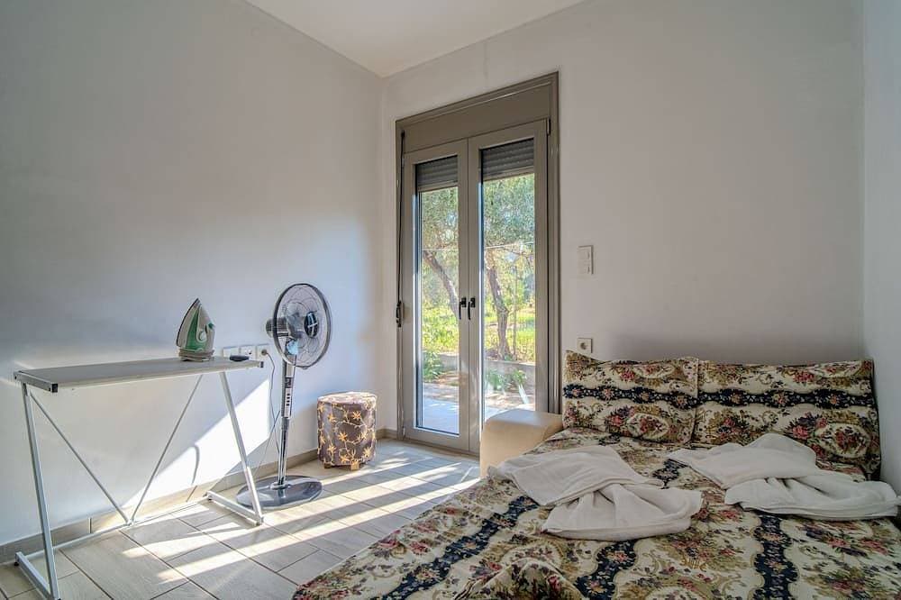 Foto 3 von 19: Cretan Blue Bungalow Chania Crete