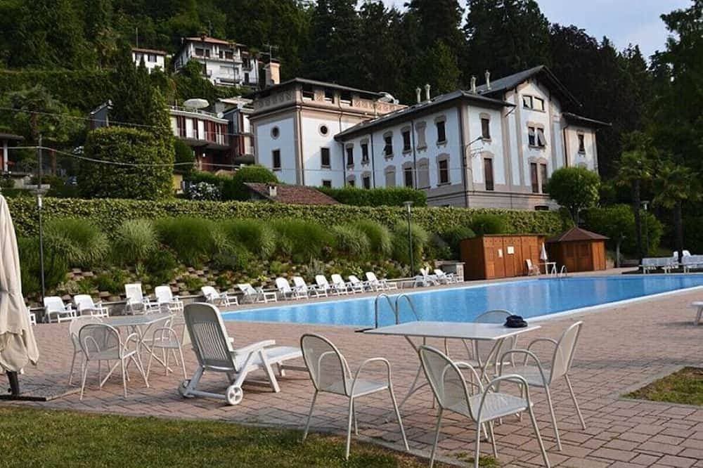 Inaya apartment in Oggebbio with pool 1
