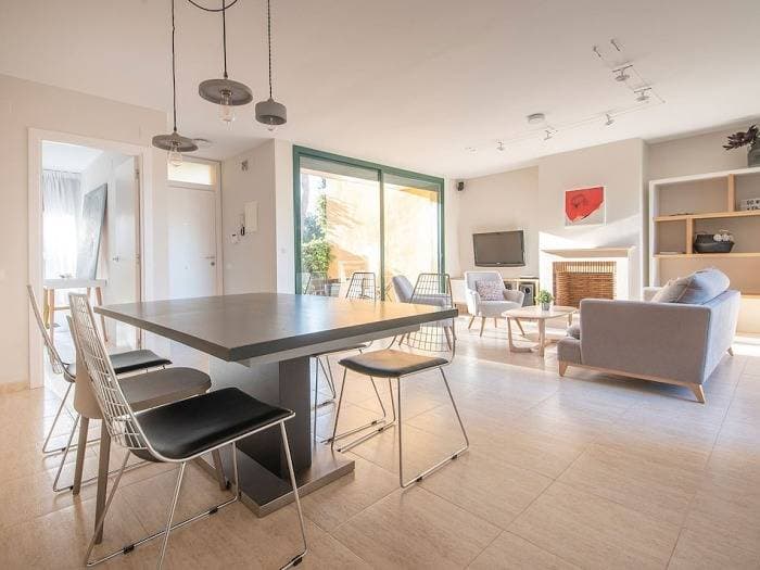 Foto 5 von 44: Ferienhaus für 8 Personen mit Balkon