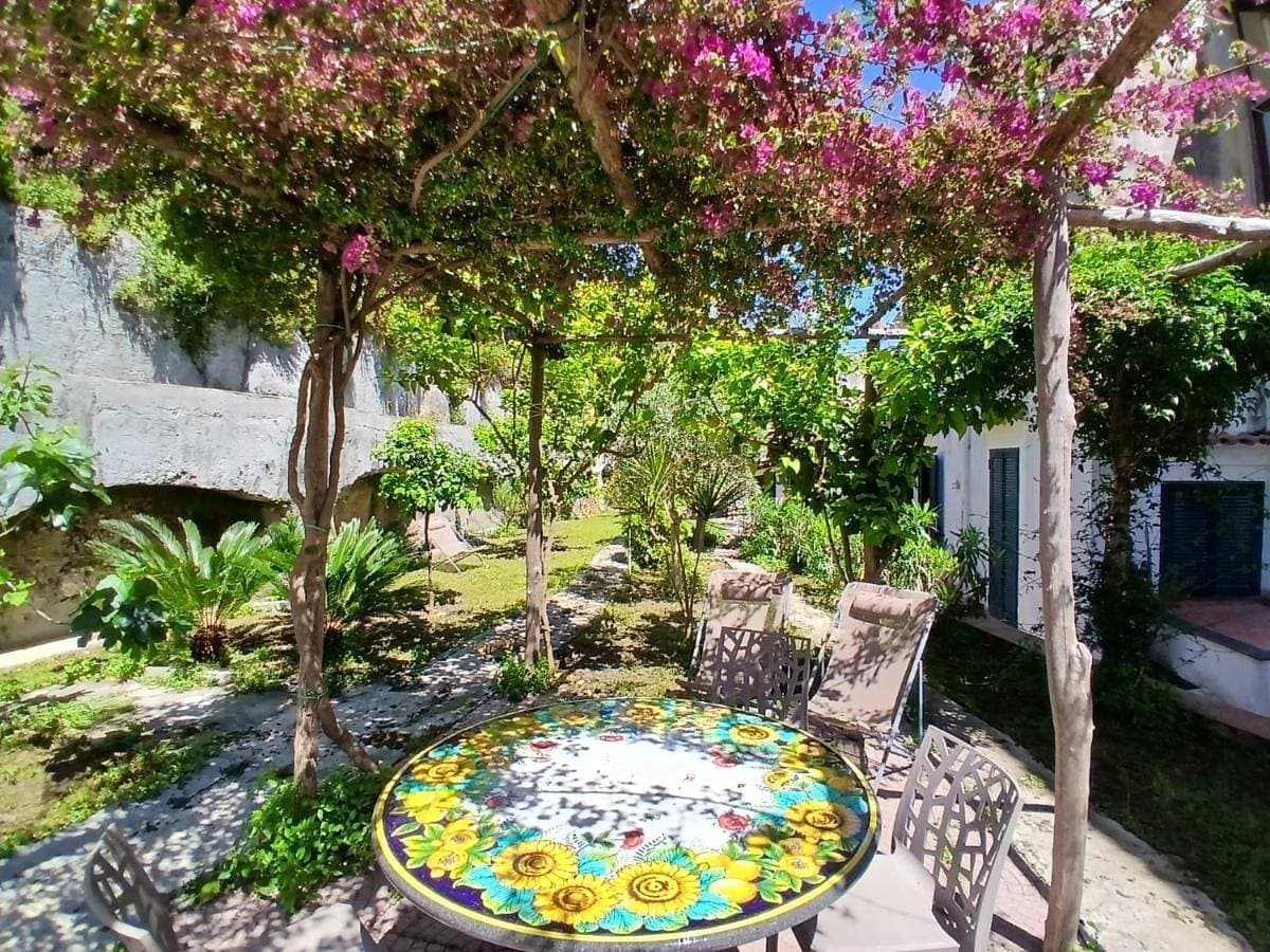 Casa Annalí - House and garden by the Amalfi Coast 1