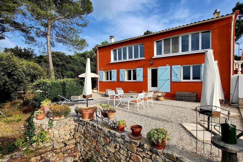 Ferienhaus Guillaume mit Swimmingpool 1