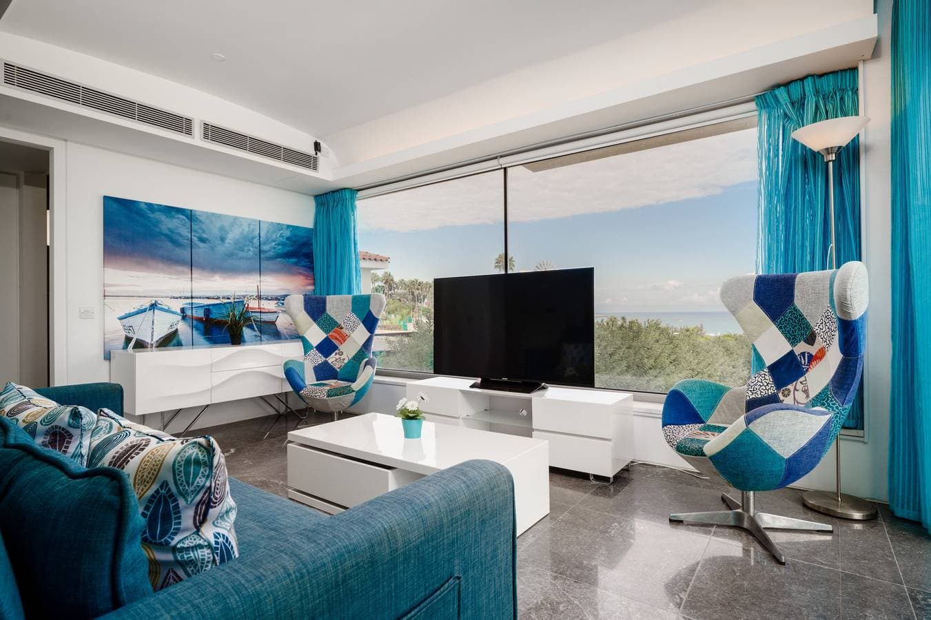 Foto 2 von 40: Protaras Thalassa Beachfront Suite