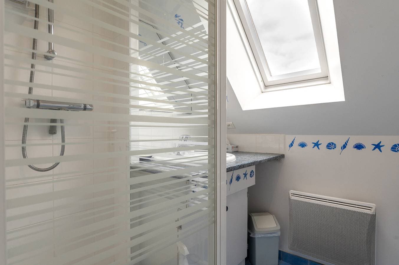 Foto 9 von 28: Gîte „La Mer – Les Gîtes de Kergolvan“ mit privater Terrasse, Gemeinschaftsgarten & WLAN