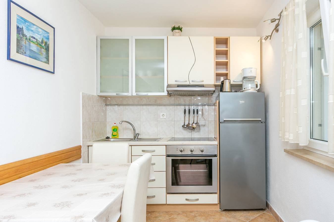 Foto 11 von 26: 2-Zimmer-Ferienwohnung mit Terrasse und Meerblick Postira (Brac) -b