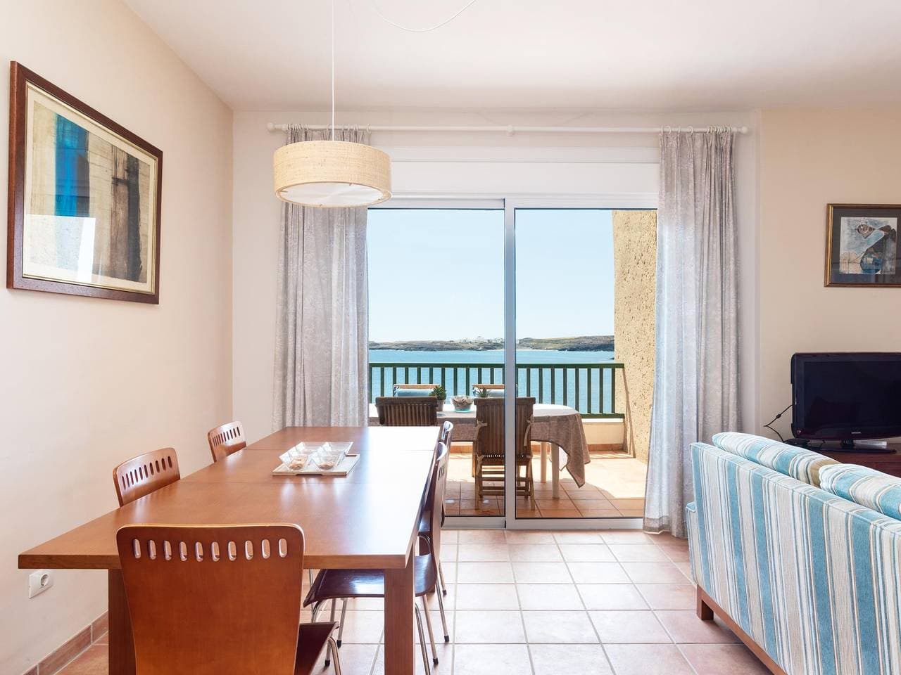 Foto 12 von 38: Ferienwohnung für 6 Personen mit Balkon
