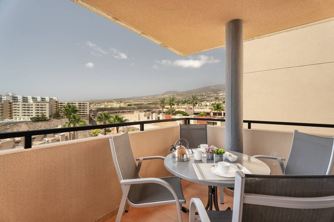 Foto 2 von 29: Ferienwohnung "Vista Paraiso" mit Meerblick, Gemeinschaftspool und WLAN