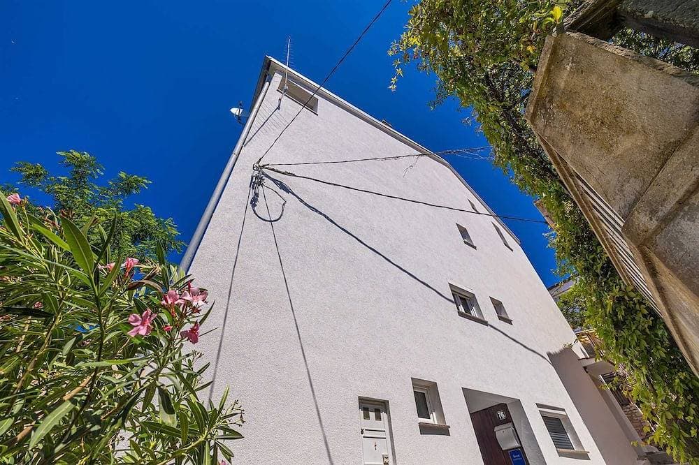 Foto 11 von 17: Wohnung Stara Baška in der Nähe des Meeres