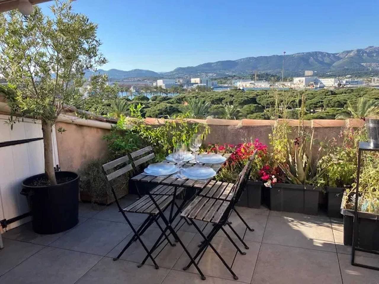 Moderne Wohnung in La Seyne-sur-Mer, 30 m², Terrasse 1
