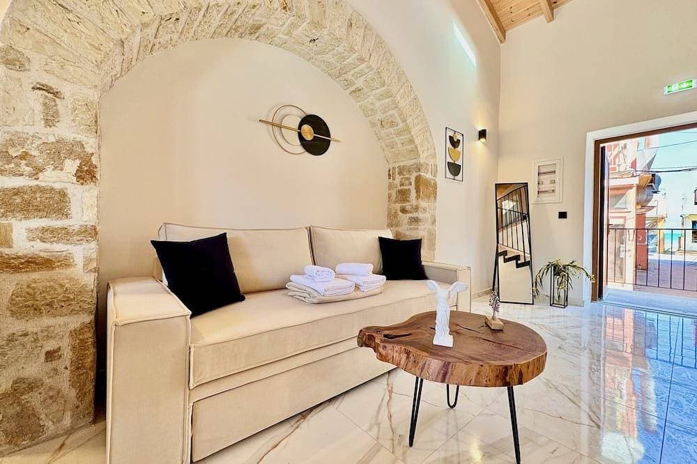 Foto 9 von 27: Skouna 1 Luxury Suite