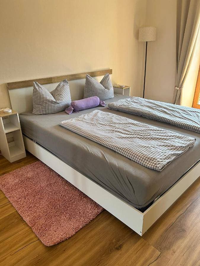 Foto 4 von 5: Double Room with Balcony