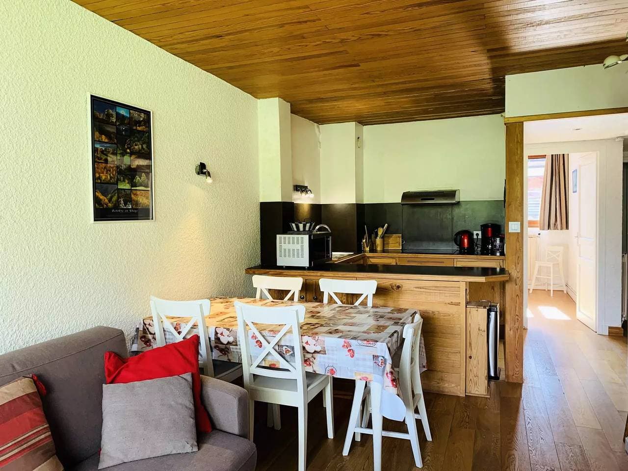 Foto 9 von 14: Schöne renovierte Wohnung, 2 Schlafzimmer, 2 Badezimmer, 58m2