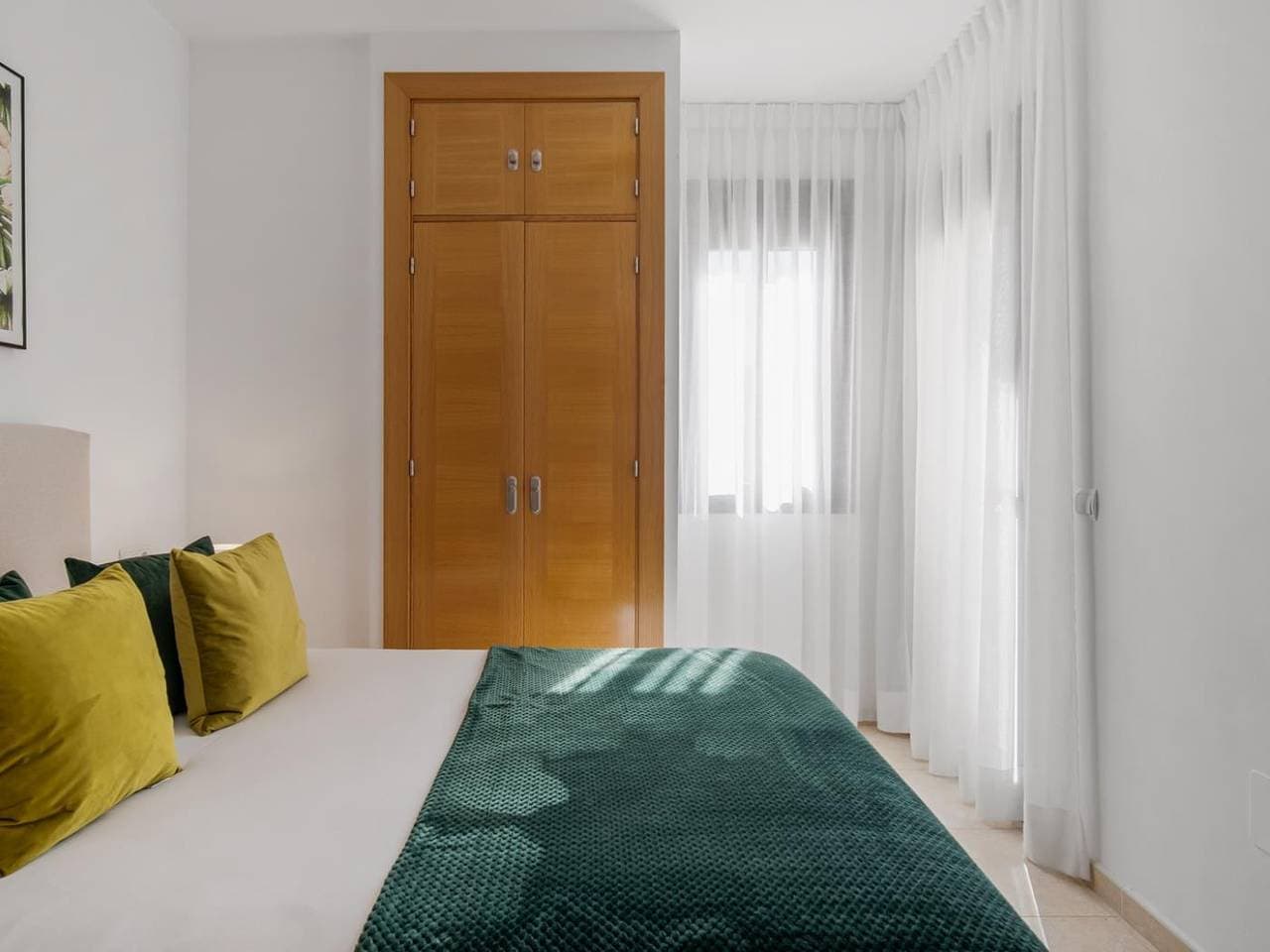 Foto 12 von 41: Ferienwohnung für 4 Personen mit Terrasse