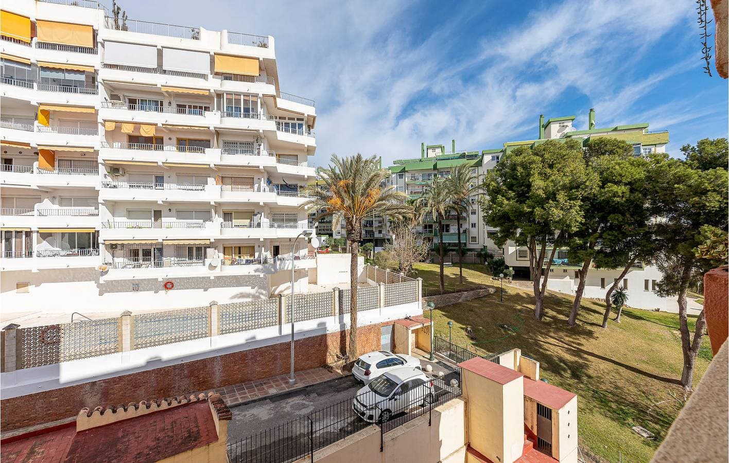 Foto 12 von 26: Appartement mit Meerblick: Pool, Terrasse, AC & WiFi