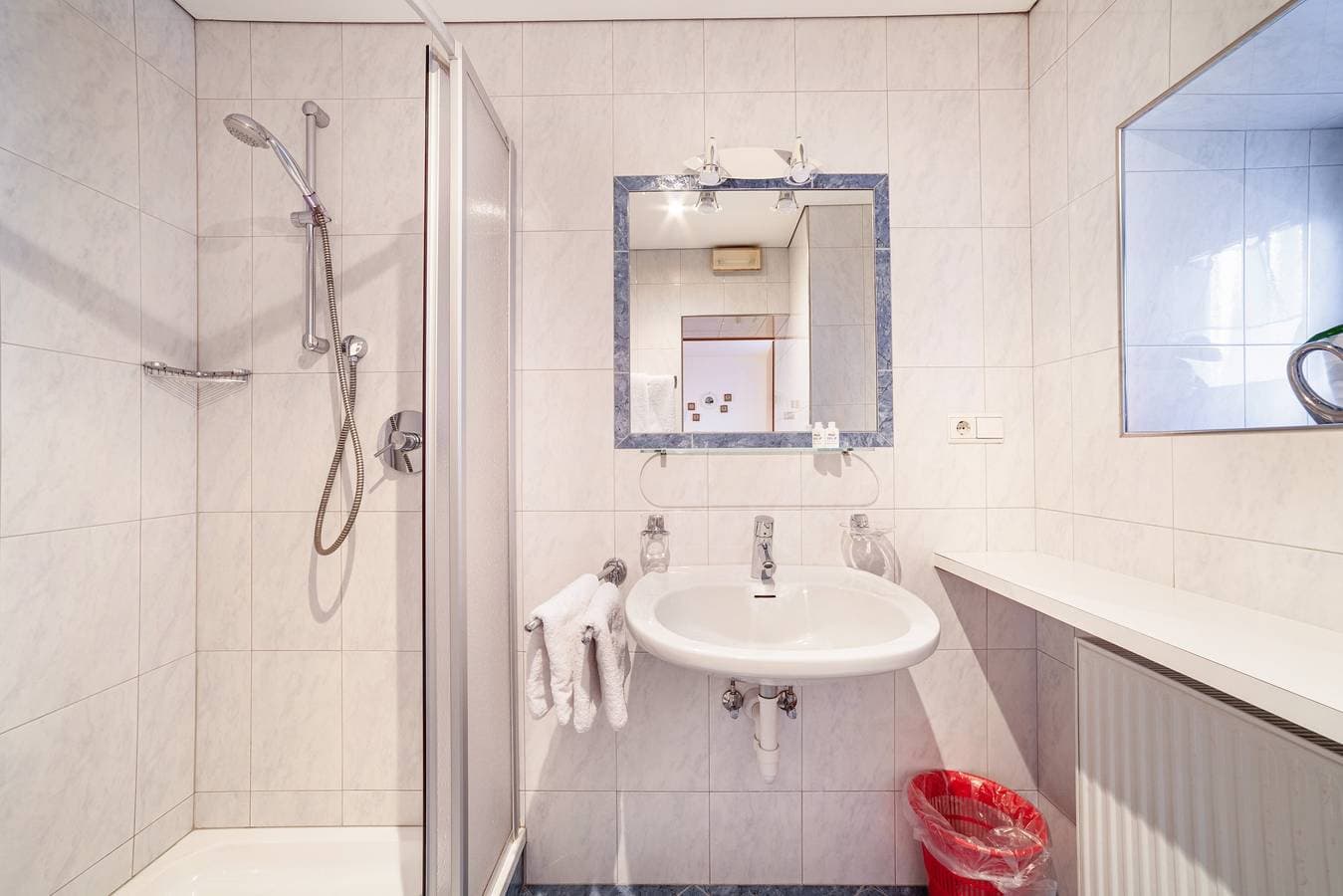 Foto 11 von 19: Ferienwohnung "Schnalserhof Gravensteiner, Gemeinschaftsterrasse und WLAN
