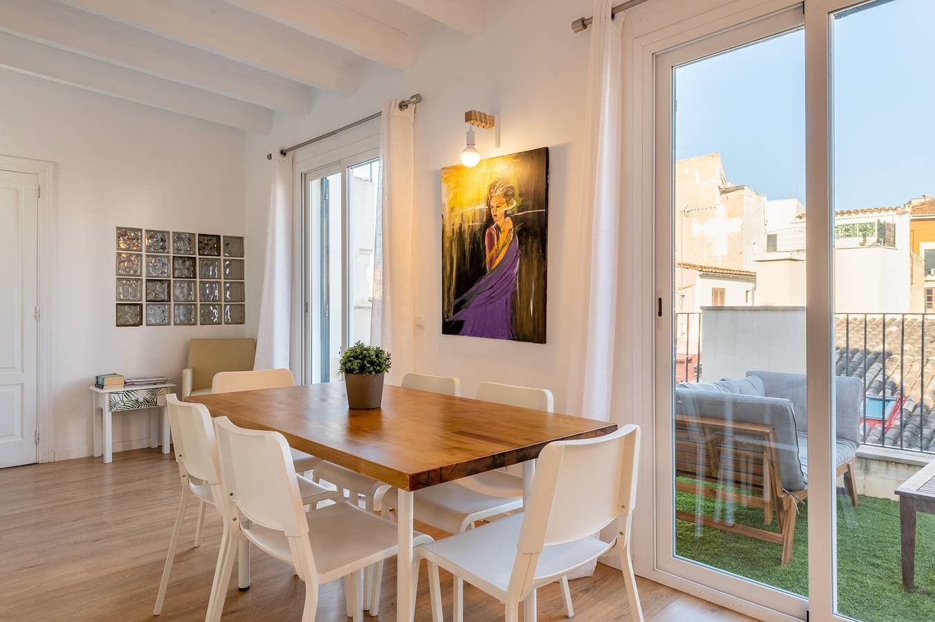 Foto 11 von 33: Holiday Palma Terrace Apartment by PriorityVillas