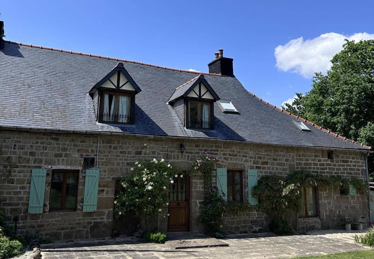 Beautiful Rustic Farmhouse in peaceful location 1