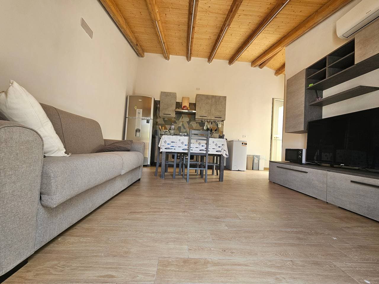 Foto 7 von 10: Ferienhaus „Teseo Holiday“ mit privater Terrasse und WLAN
