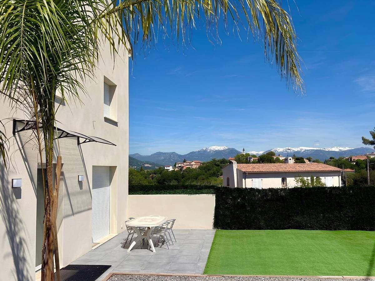 Modern Villa - Mountain Views - Terrace 1