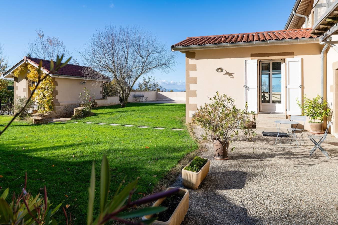 Gîte La Combe Verte avec piscine 1