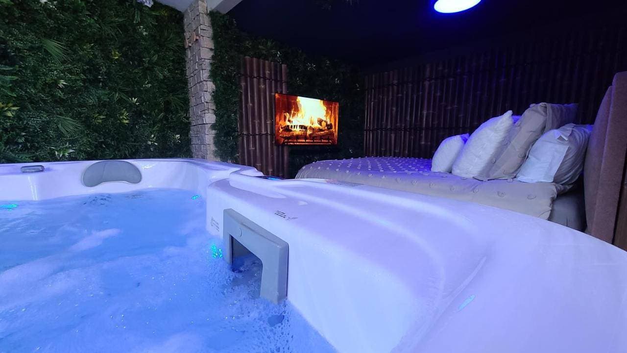 Love room le bain 1