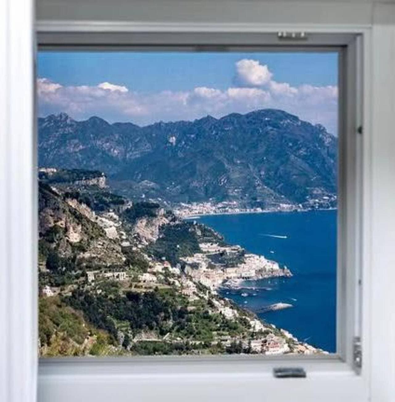 Foto 7 von 45: Casa Vacanze JoRì: Meerblick, kostenloser Privatparkplatz, Terrasse, Klimaanlage, nahe Amalfi