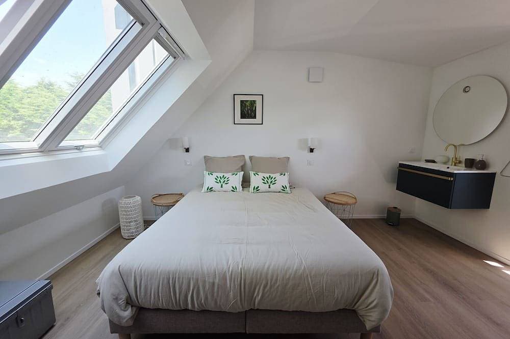 Foto 2 von 30: Renovated house 300 m from the beach and the