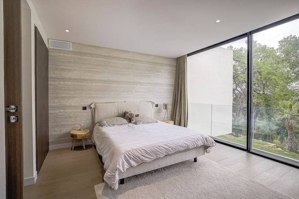 Foto 4 von 22: Villa d Architecte Neuve d Environ 310 m2 Située Dans un Domaine Sécurisé