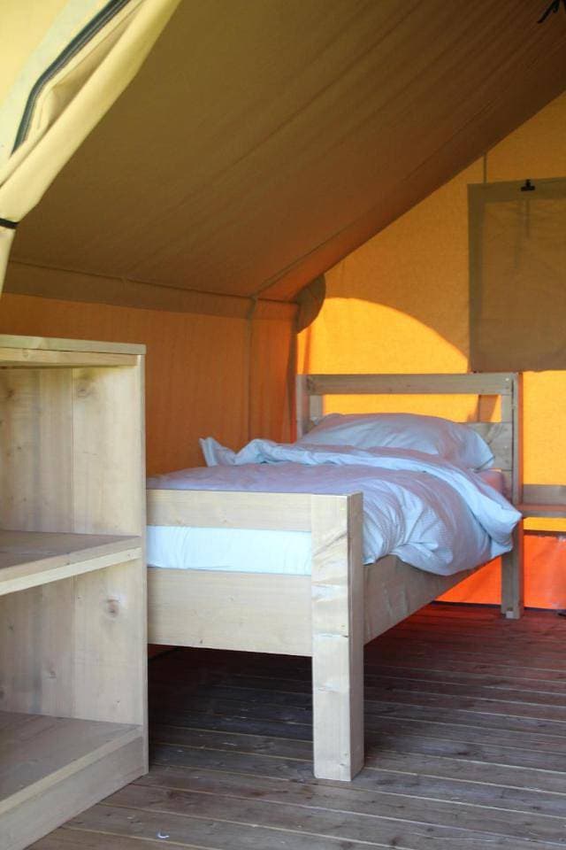 Foto 10 von 10: Tent