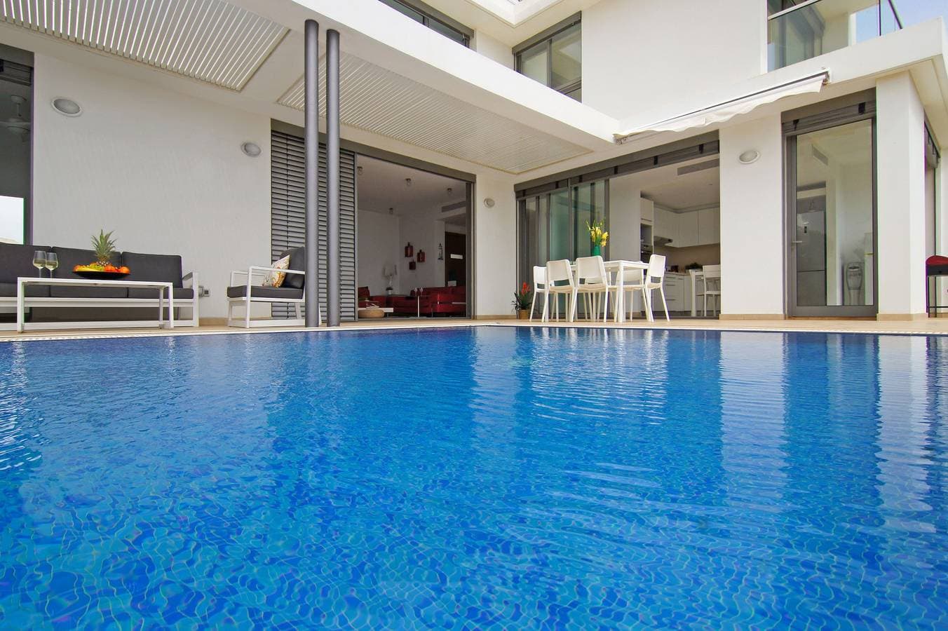 Foto 7 von 35: Villa für 8 Personen mit Pool
