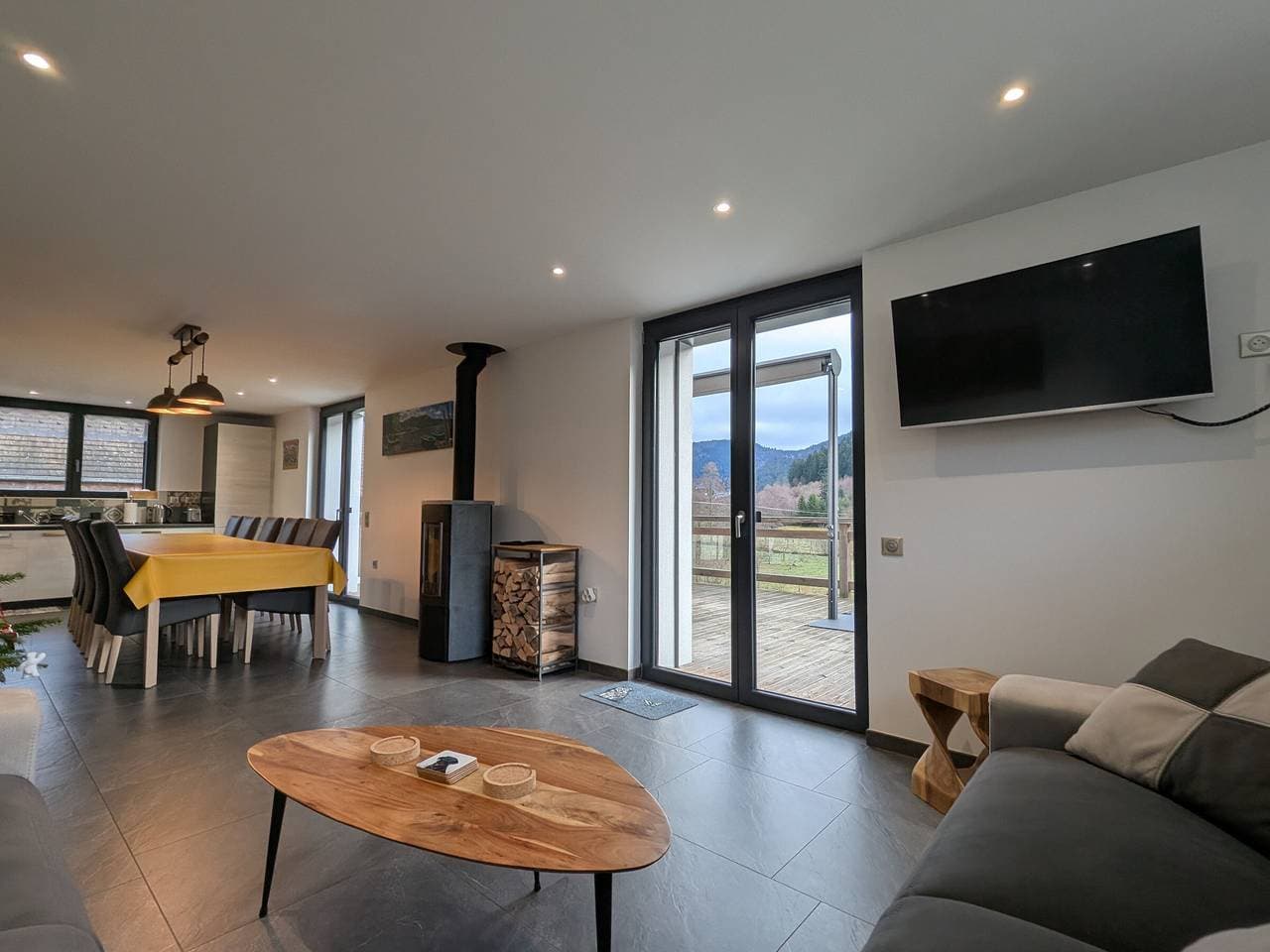 Foto 2 von 36: 4-Sterne-Ferienhaus mit Sauna und Terrassen für 14 Pers.