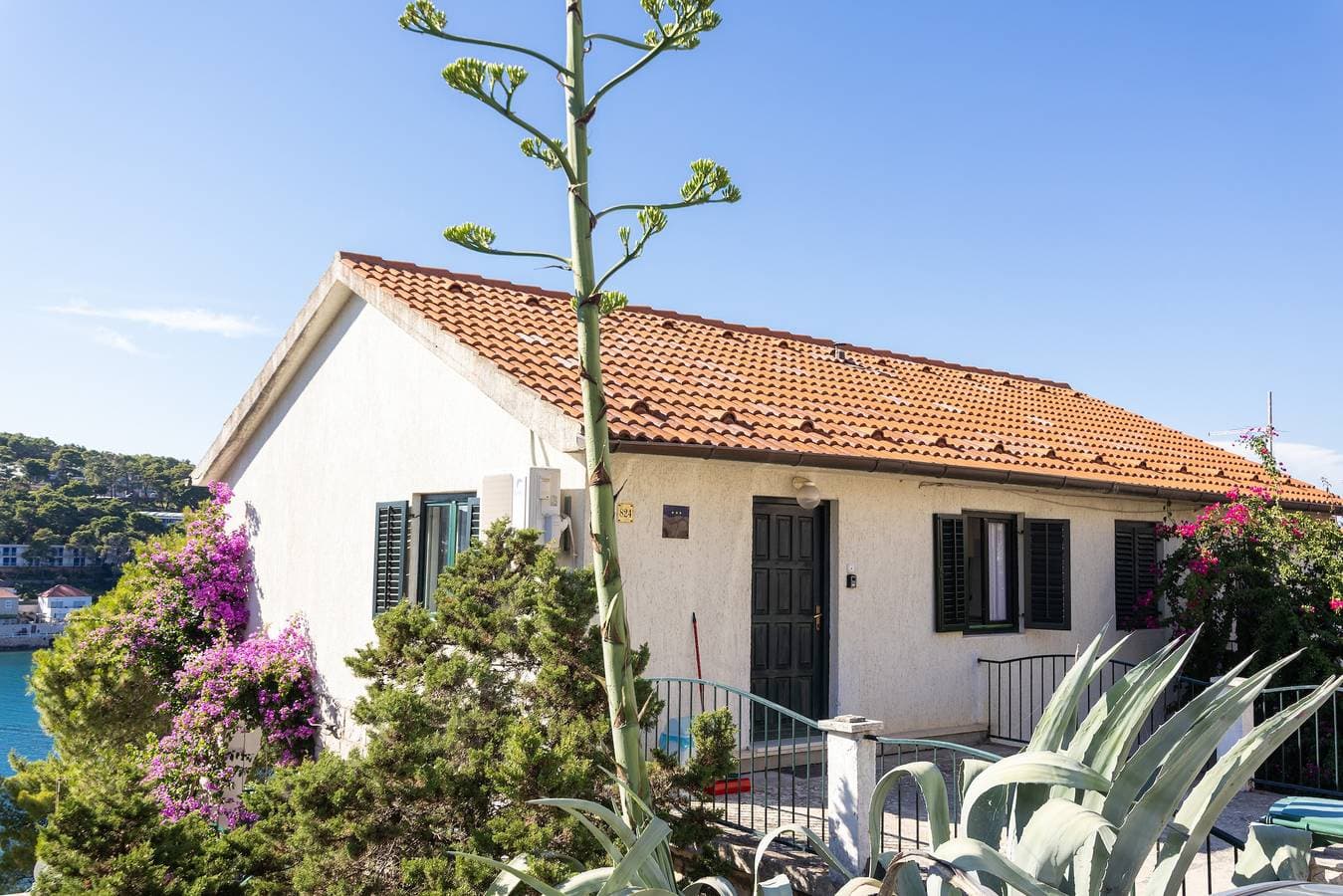 Foto 6 von 38: Studio Appartement mit Terrasse und Meerblick Jelsa, Hvar As-25835-a