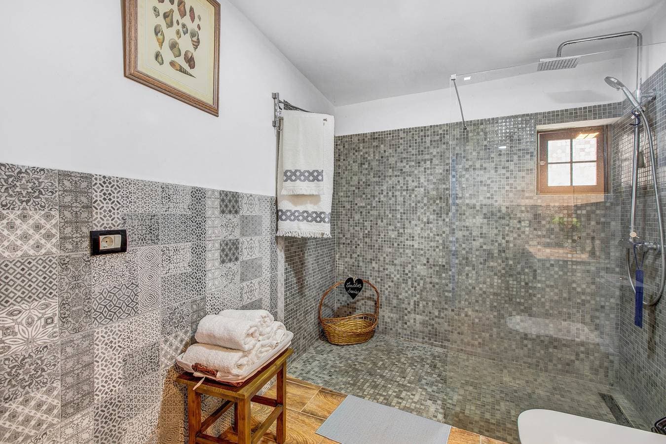 Foto 12 von 27: Ferienhaus 'Casa Bene' mit Bergblick, WLAN und Klimaanlage