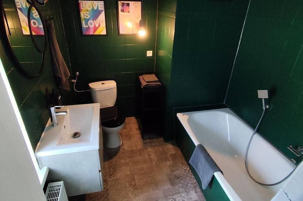 Foto 5 von 17: \"Fewo Korbweide\", Bad, Wc - Ferienhaus zur alten Korbmacherei