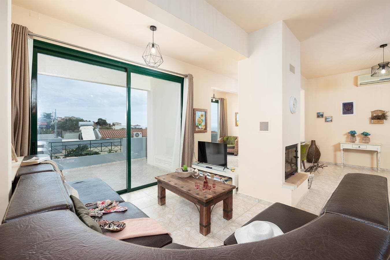 Foto 7 von 20: Villa für 6 Personen mit Terrasse