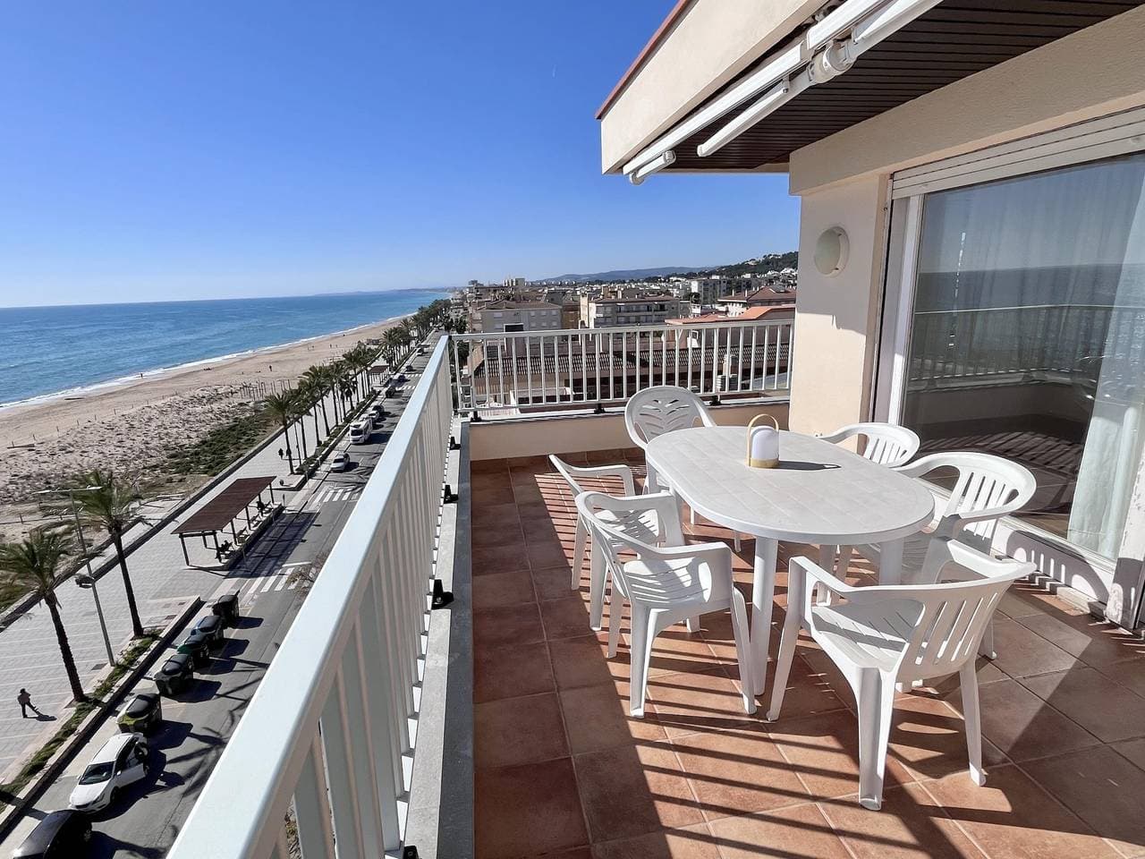 Foto 4 von 39: Großzügige Ferienwohnung direkt am Meer mit traumhaftem Ausblick
