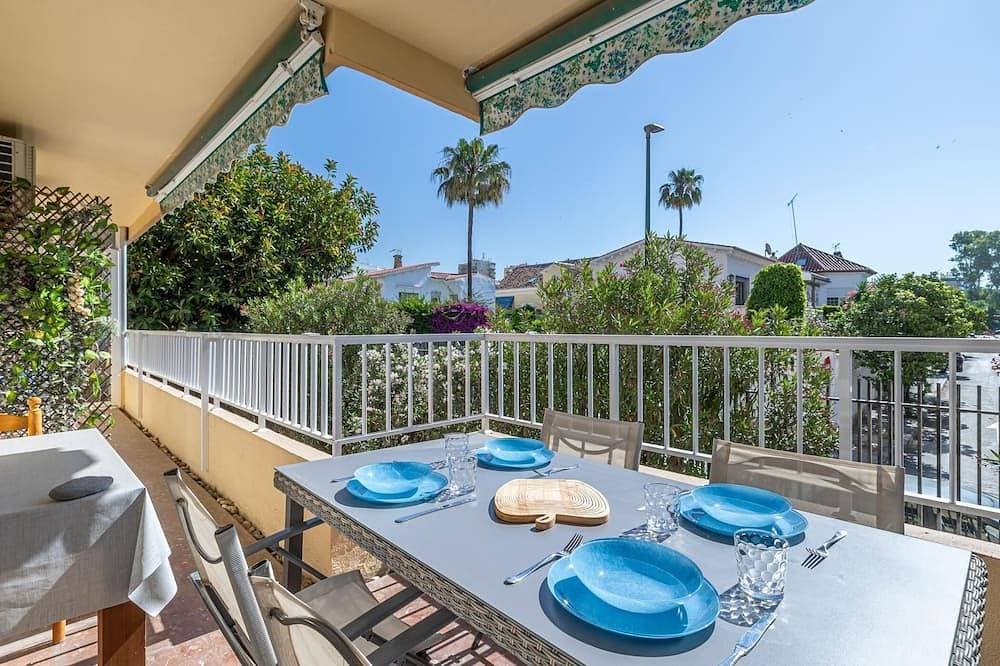 H2Malaga Pedregalejo Terrace 150 mts from beach 1
