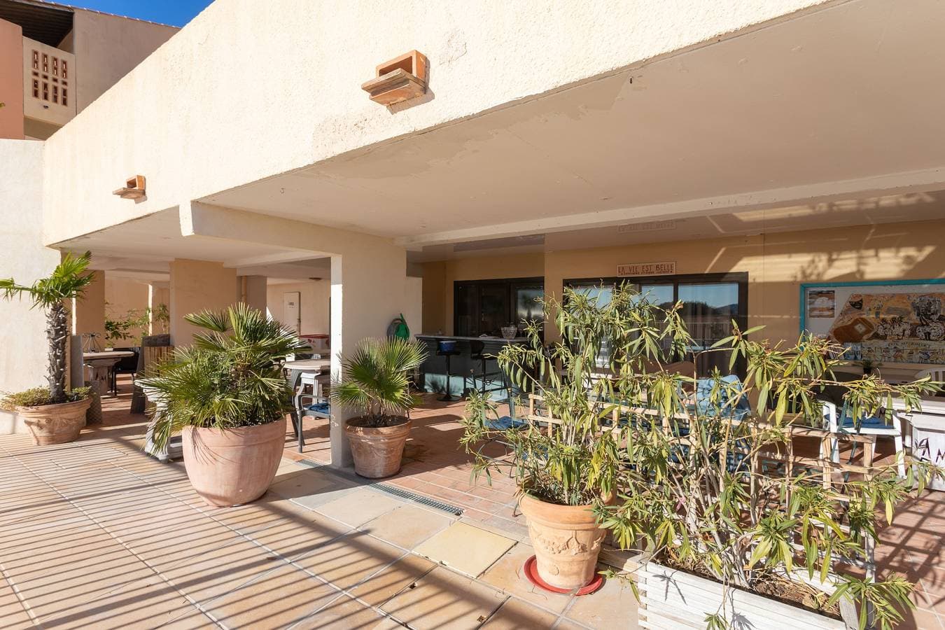 Foto 7 von 26: Appartement 'Sylvabelle' mit Meerblick, Gemeinschaftspool und privater Terrasse