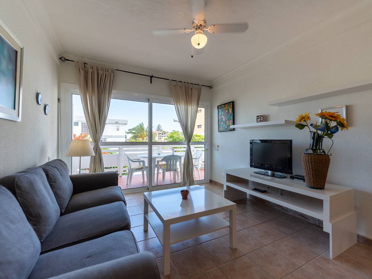 Foto 6 von 34: Ferienhaus auf Gran Canaria, Große Terrasse und Strandnähe