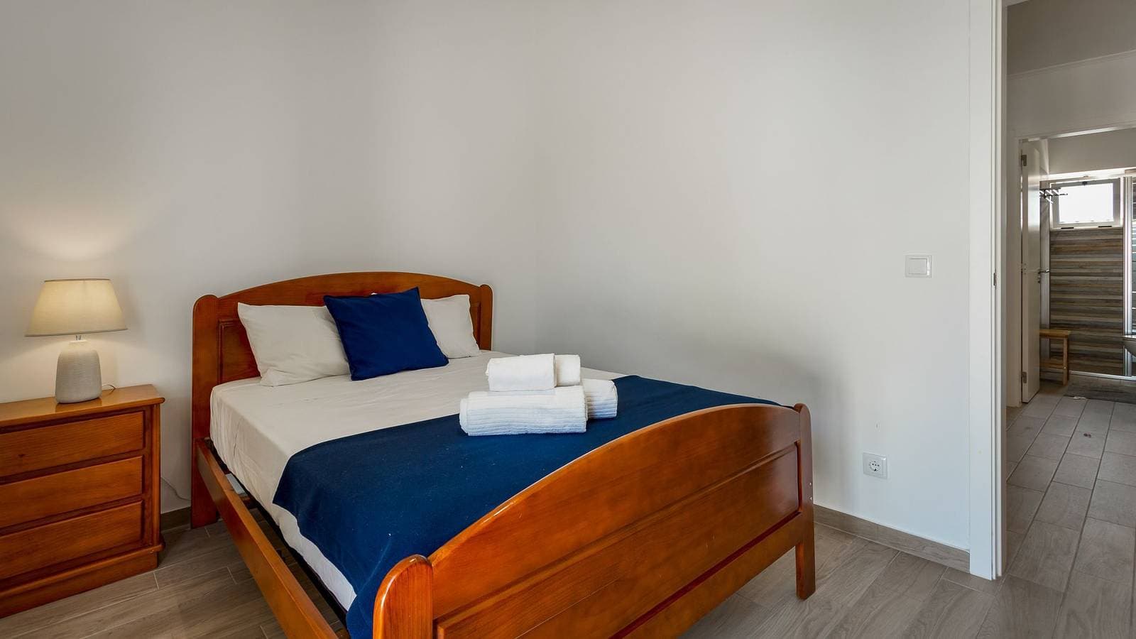 Foto 12 von 28: 2 Bdr Vilamoura Escape W/ Balcony by LovelyStay