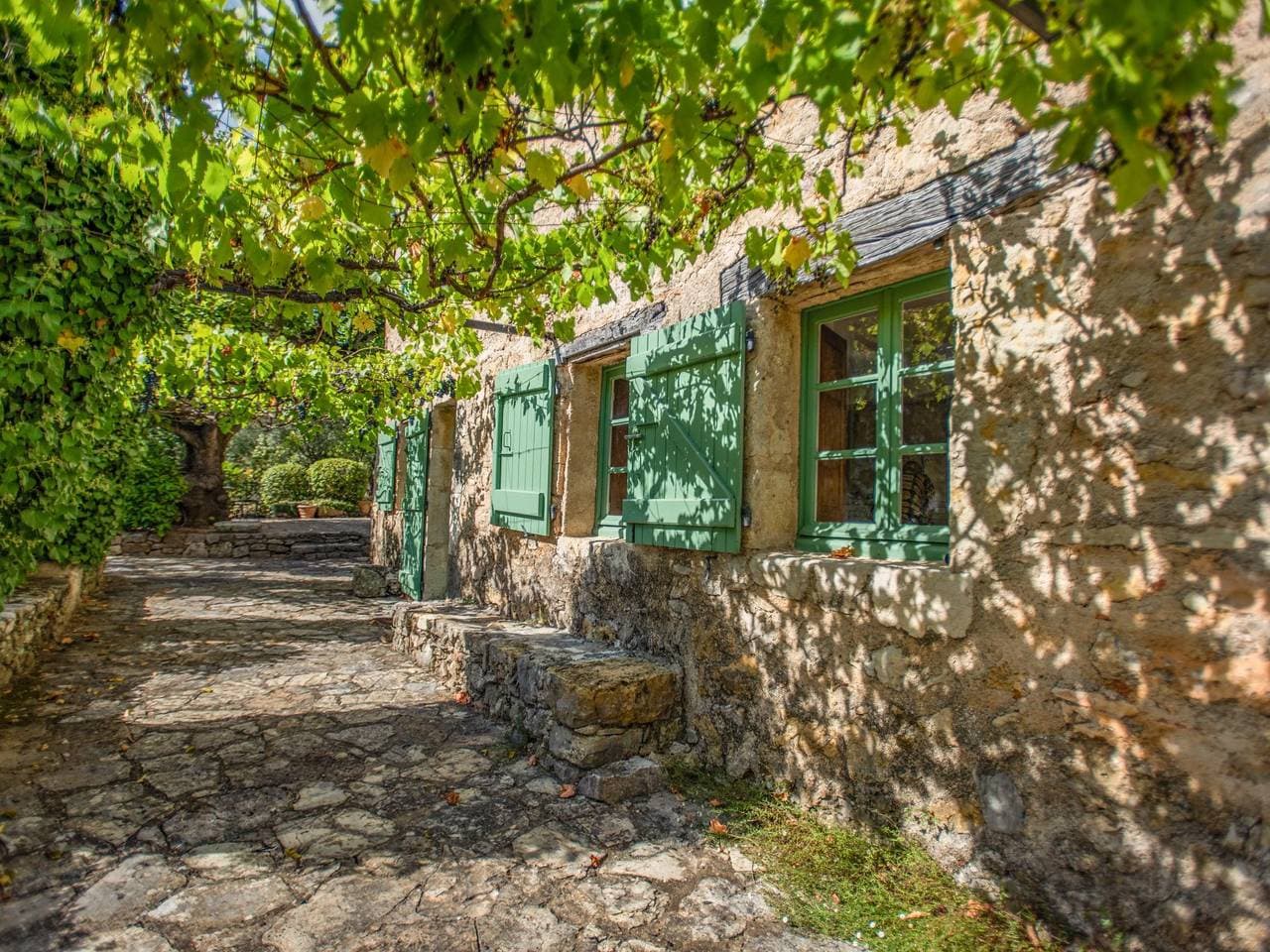 Foto 4 von 44: Herrliches Landhaus mit Pool Klimanlage und Garten