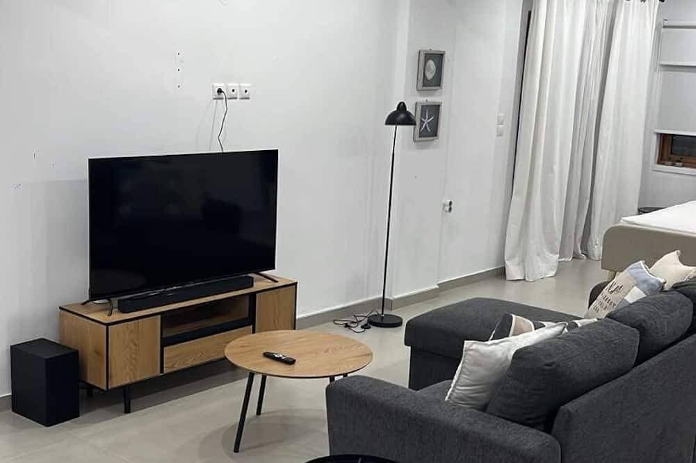 Foto 9 von 30: Villa Eleni - Open plan Suite (Ground  Floor)