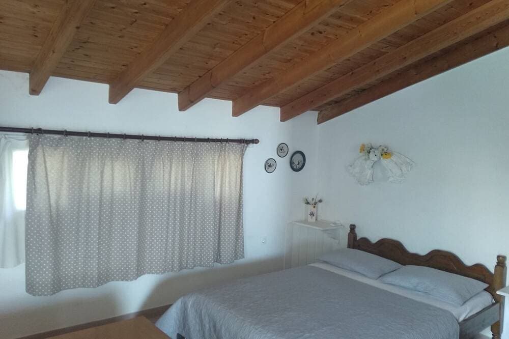 Foto 9 von 30: Evis Dachboden in Agios Gordios