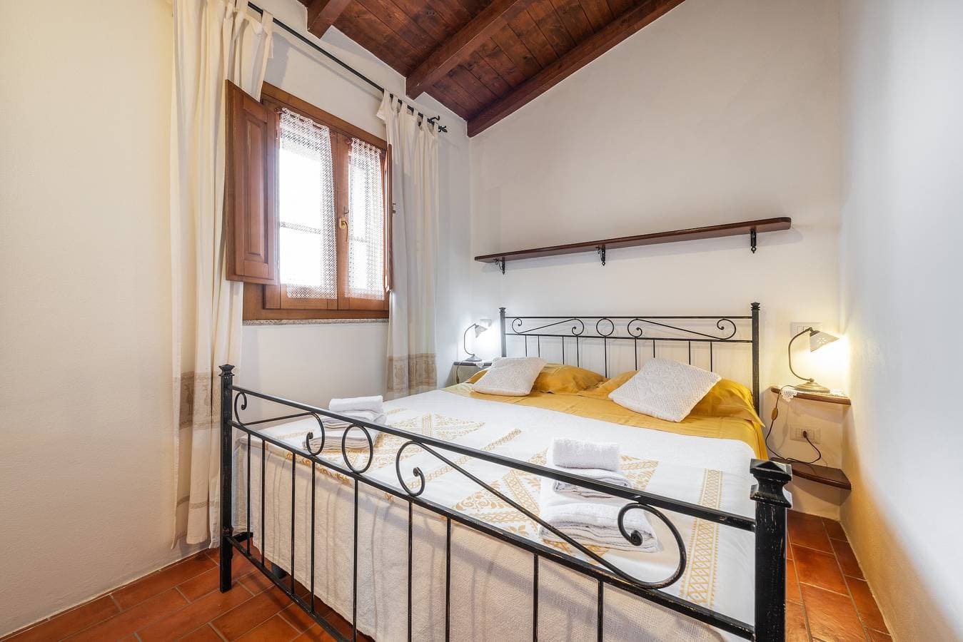Agata House 1