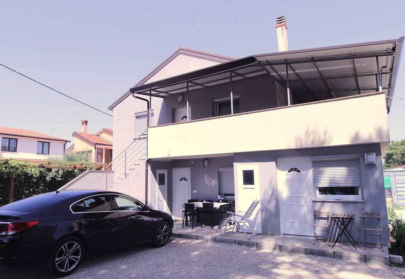 Foto 2 von 18: Studio mit Parkplatz