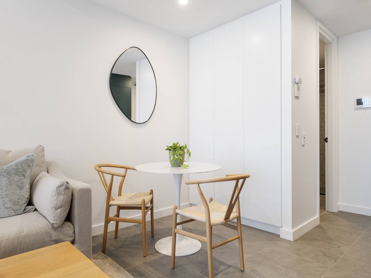 Foto 8 von 29: Modernes Studio mit Zugang zu Dachterrasse und Grillplatz