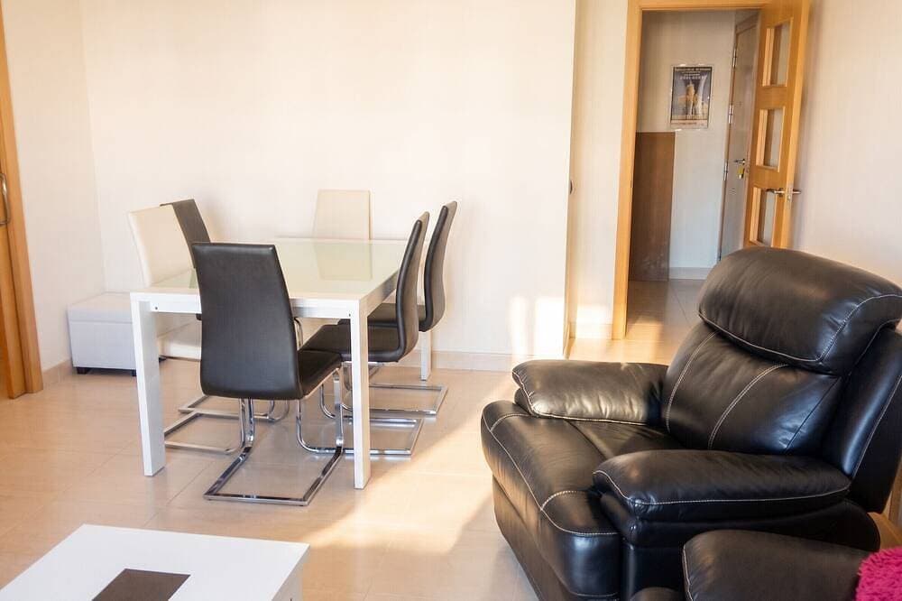 Foto 5 von 16: Homerez - Wohnung in Almería mit Pool