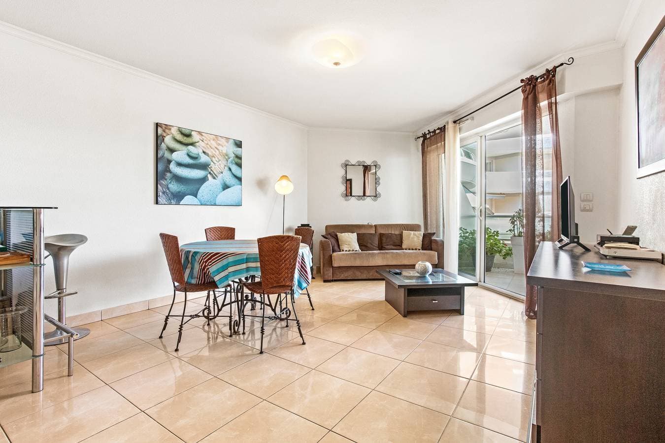 Foto 5 von 26: Ferienwohnung 'Superbe Appartement Vue Mer' mit Meerblick, Wi-Fi und Klimaanlage