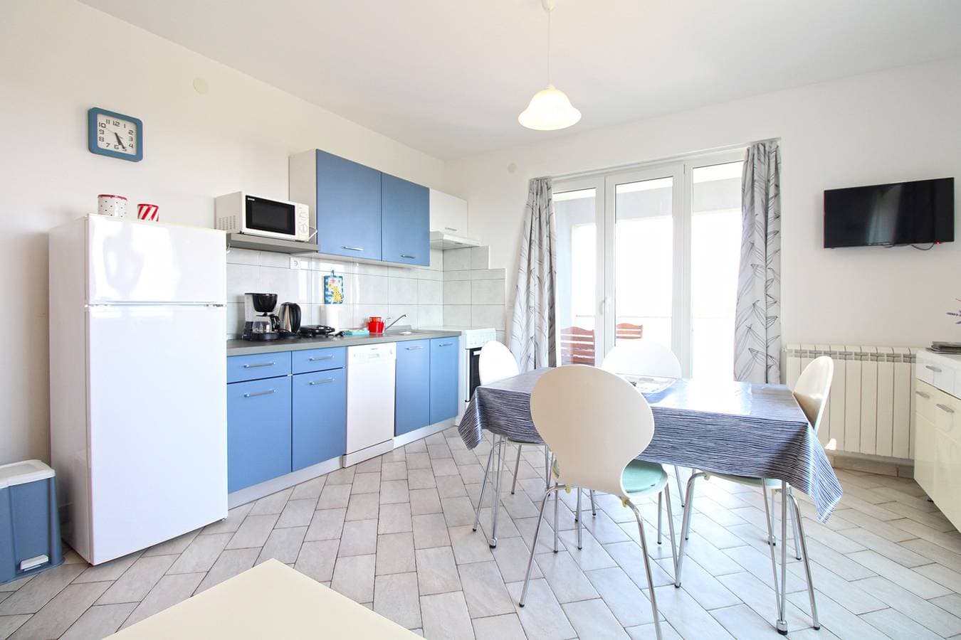 Foto 11 von 17: Ferienwohnung für 4 Personen mit Terrasse