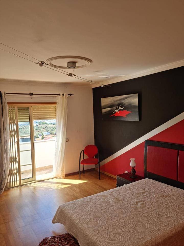Foto 7 von 8: Standard Double Room with Shared Bathroom