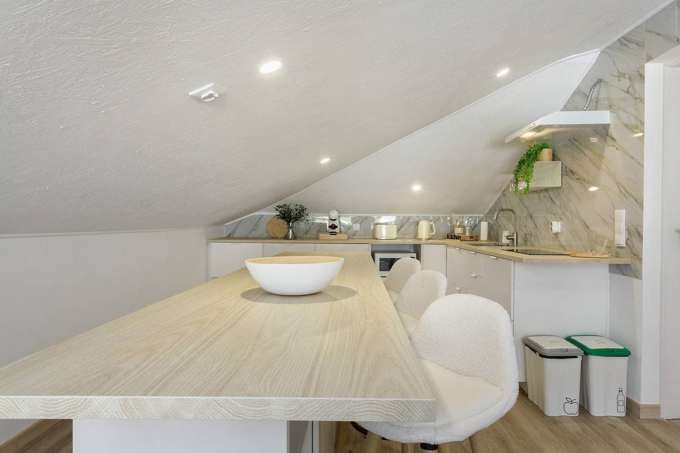Foto 8 von 26: Villa 'Sky and Sea Haven' mit Meerblick, WLAN und Klimaanlage